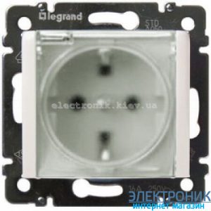 Механізм розетки (2К+3) зі шторками та кришкою IP44 білий 774220 Legrand Valena
