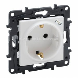 NILOE STEP Розетка комбінована 2К+З 16 A + USB Тип C 1,5 A 250 В автоматичні клеми, колір білий