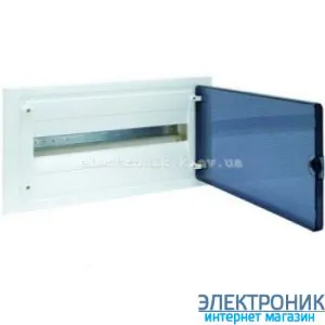Hager Golf VF118TD. Щит на 18 модулів (1x18) внутрішньої установки з прозорими дверима