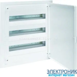 Hager Golf VF318PD. Щит на 54 модулі (3x18) внутрішньої установки з білими дверима