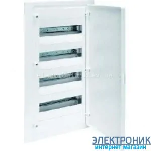 Hager Golf VF412PD. Щит на 48 модулів (4x12) внутрішньої установки з білими дверима