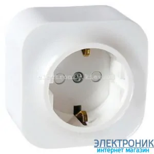 Розетка із заземленнямм та шторками, зовнішня, білий - Legrand Forix