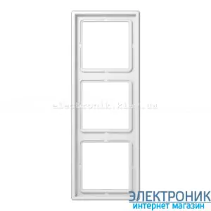 Тримісна рамка JUNG LS990 білий матовий